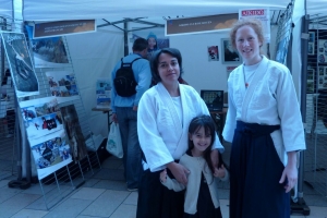 1-Stand Céline+p'tite Louise+Emilie